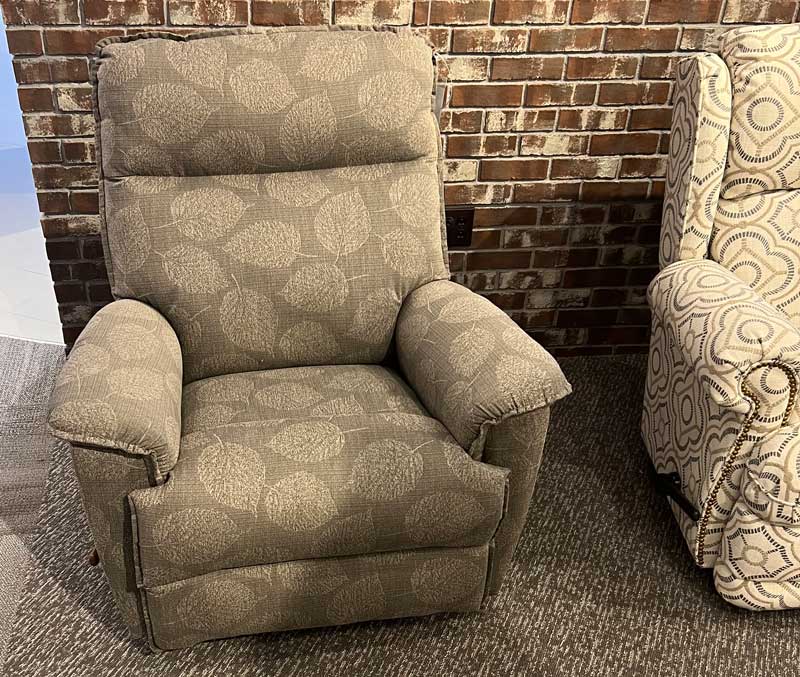 Two La-Z-Boy Recliners