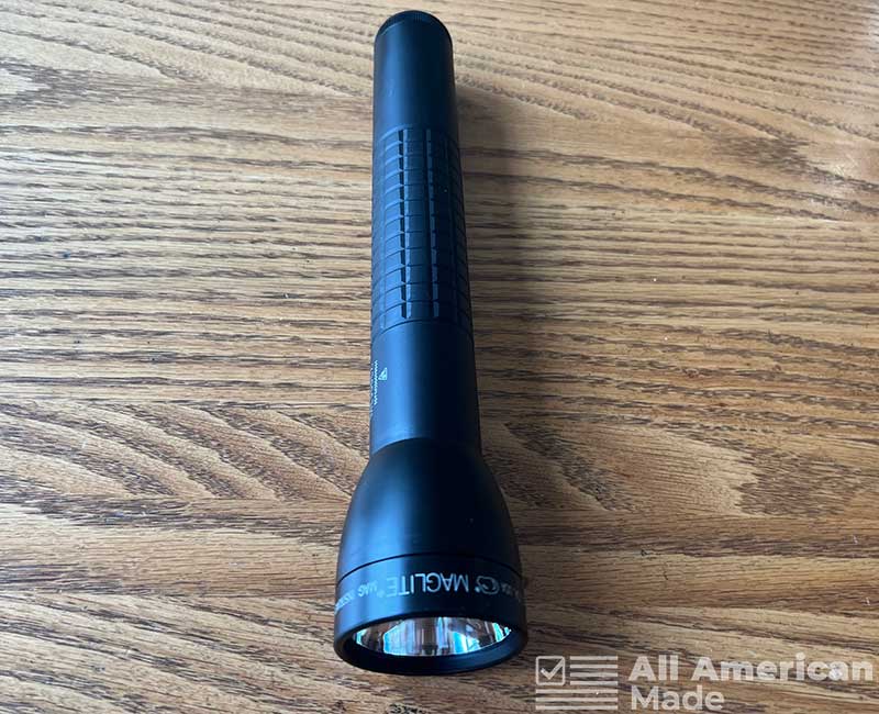 Front View of ML300LX Maglite