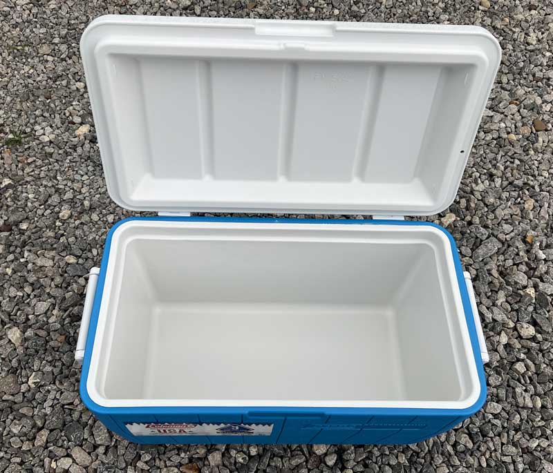 Inside of Coleman Classic Cooler