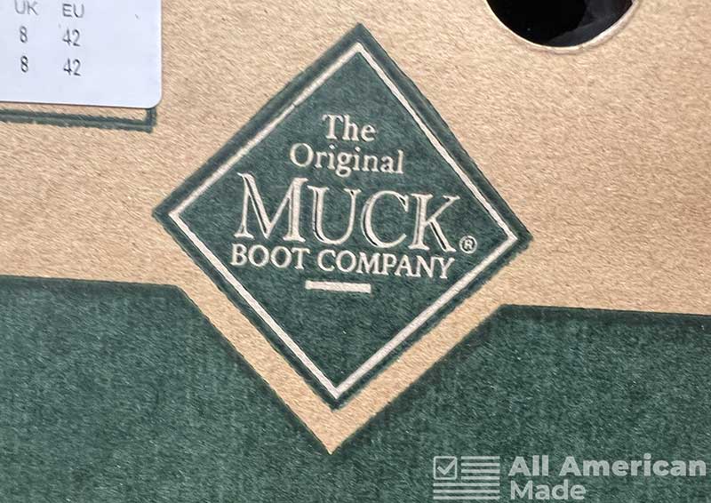 Muck Boots Logo on Box